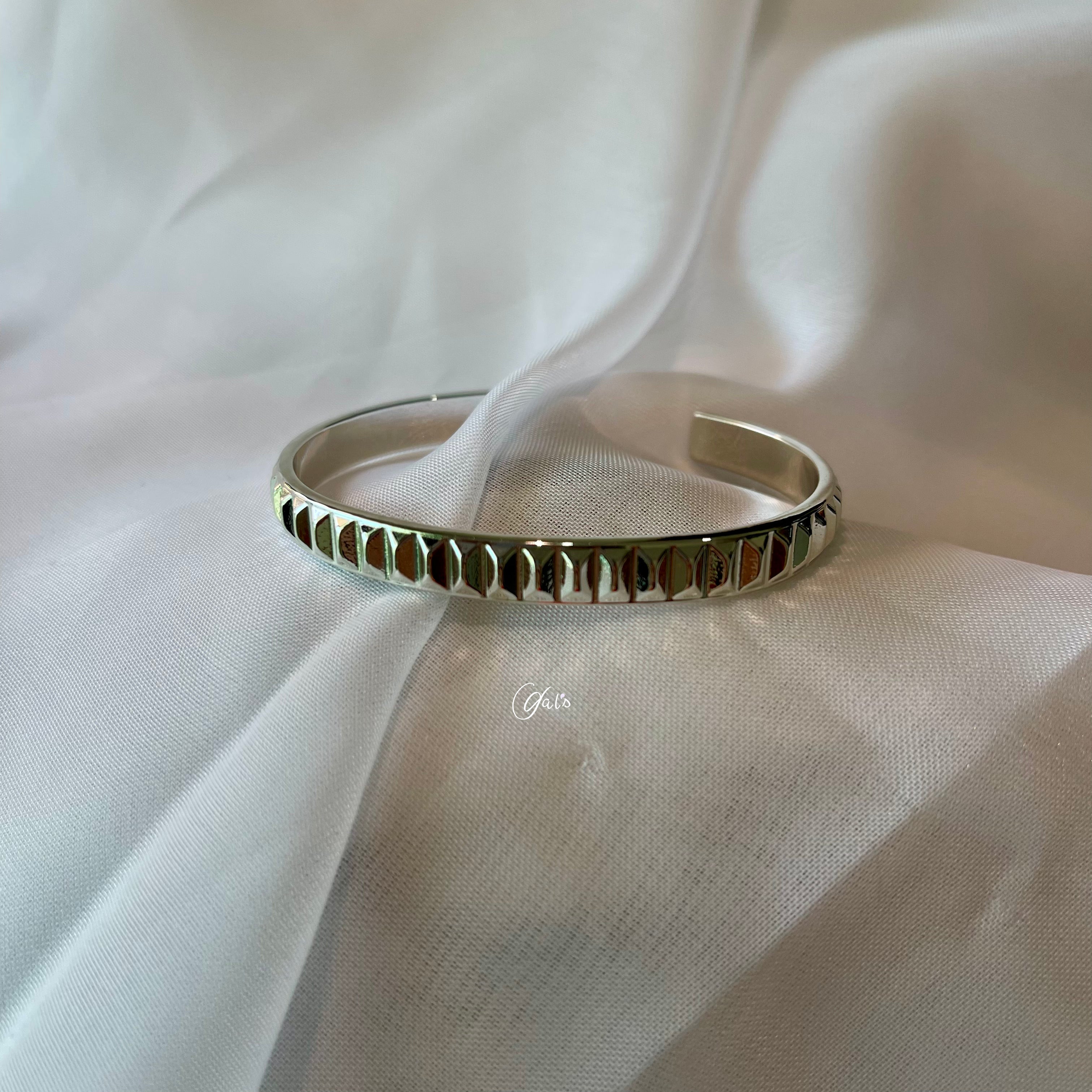 Brazalete Línea Plata