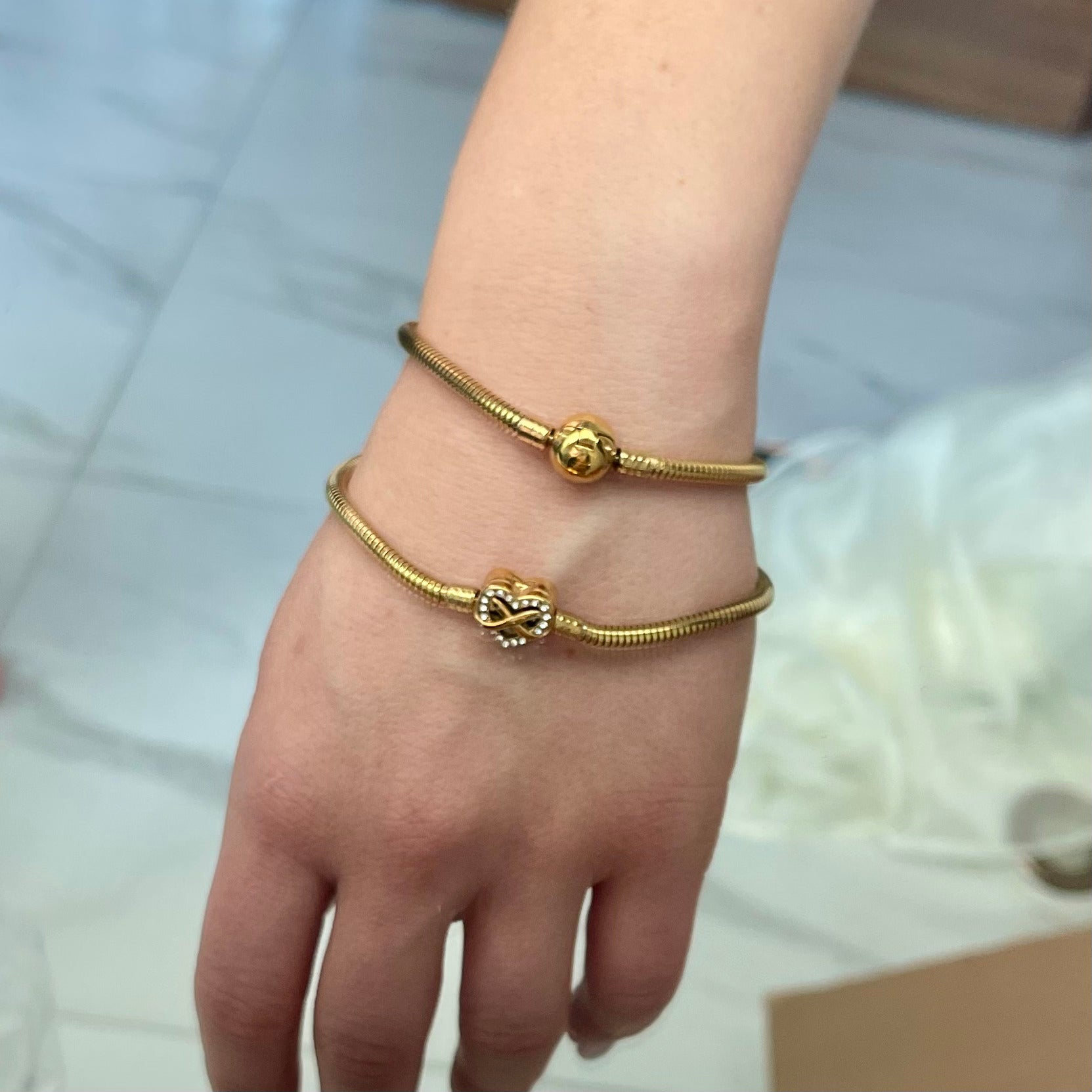 Brazalete delgado oro laminado
