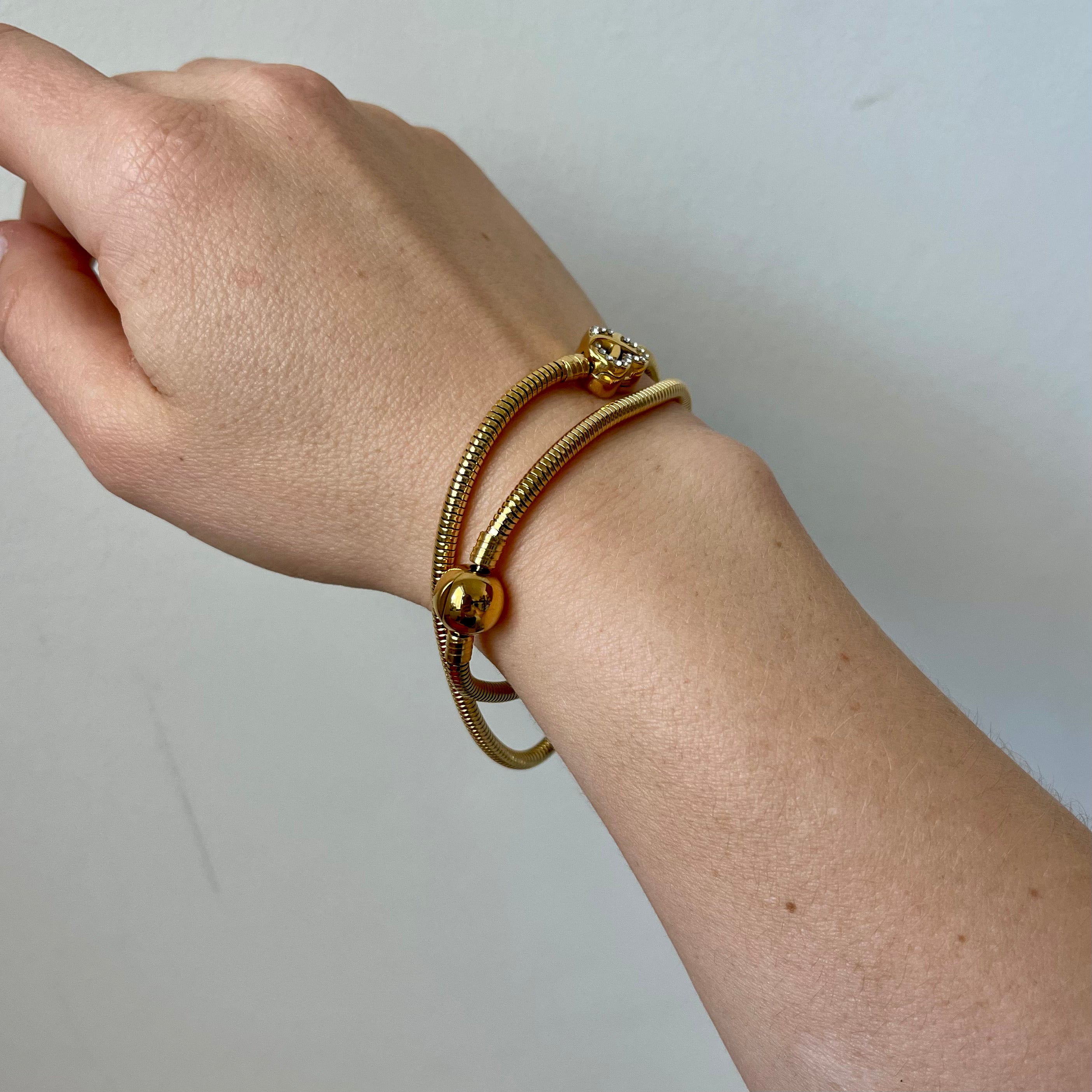Brazalete delgado oro laminado