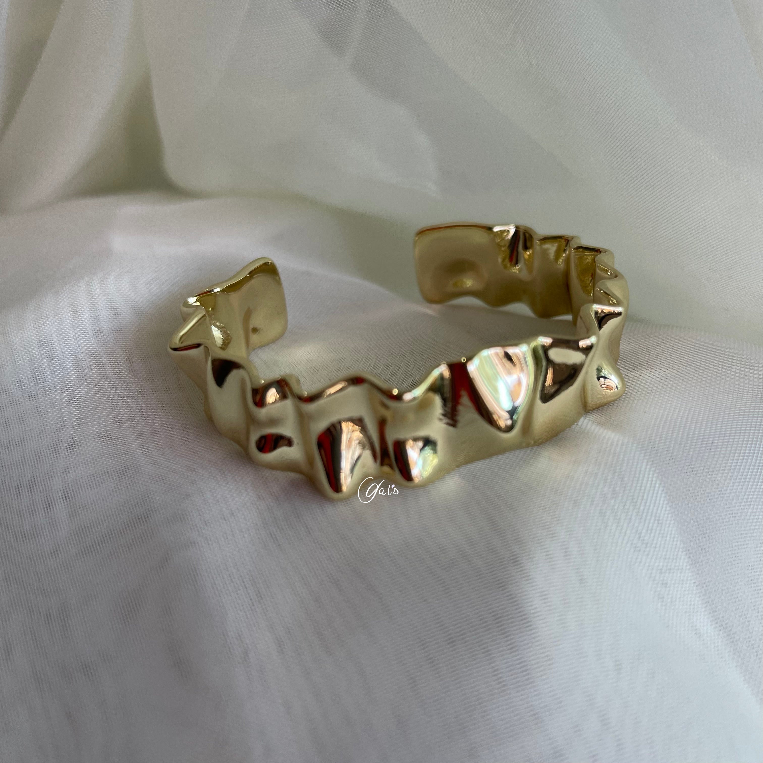 Brazalete Ajustable Zigzag Oro
