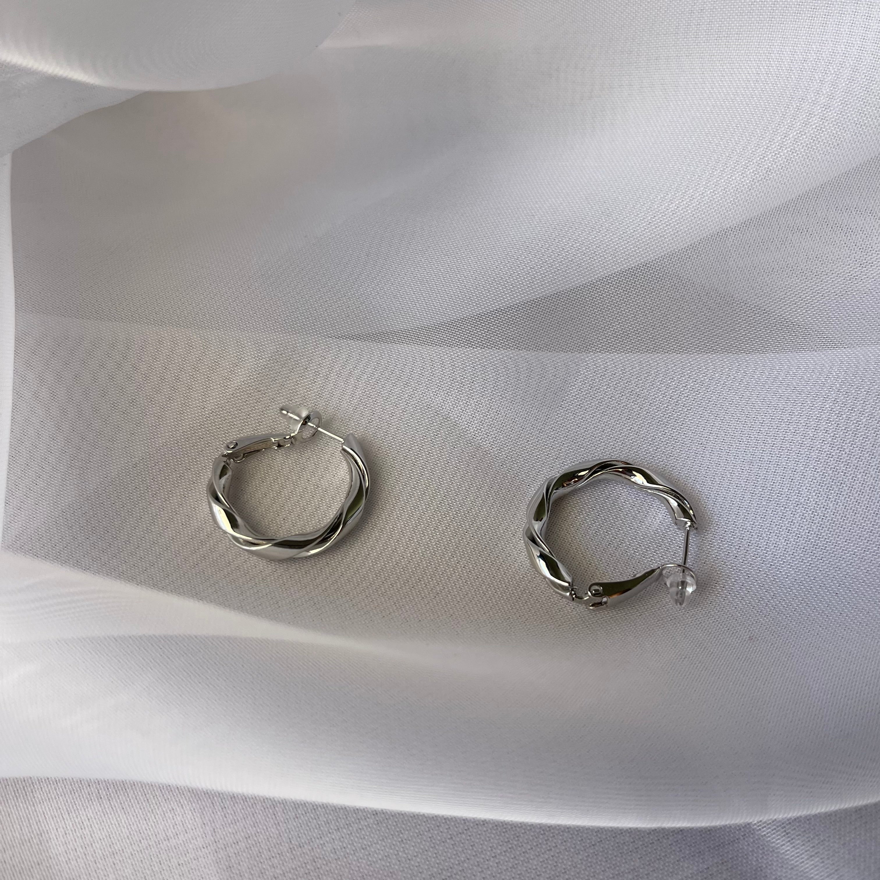 Aretes loop trenzado