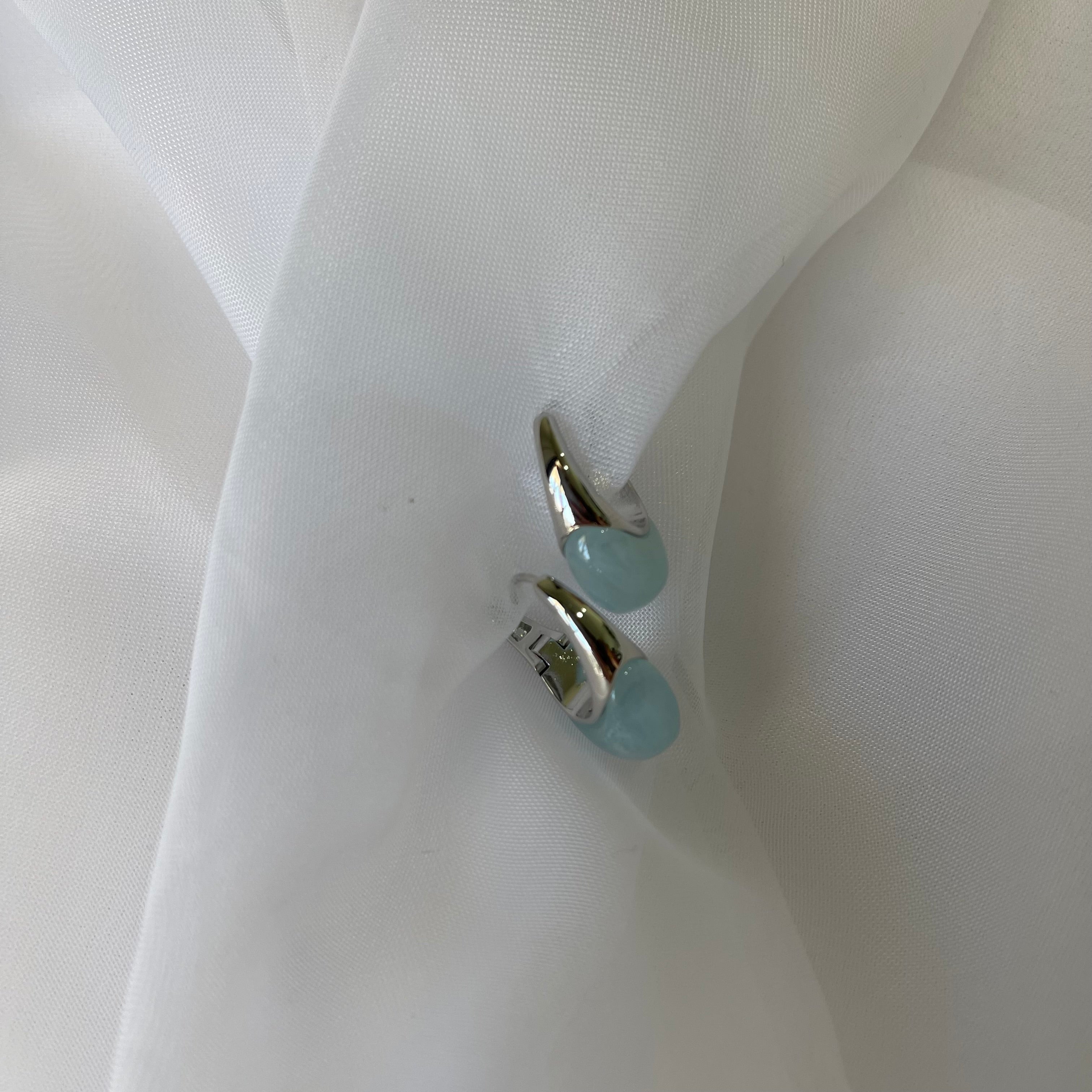 Aretes perla azul
