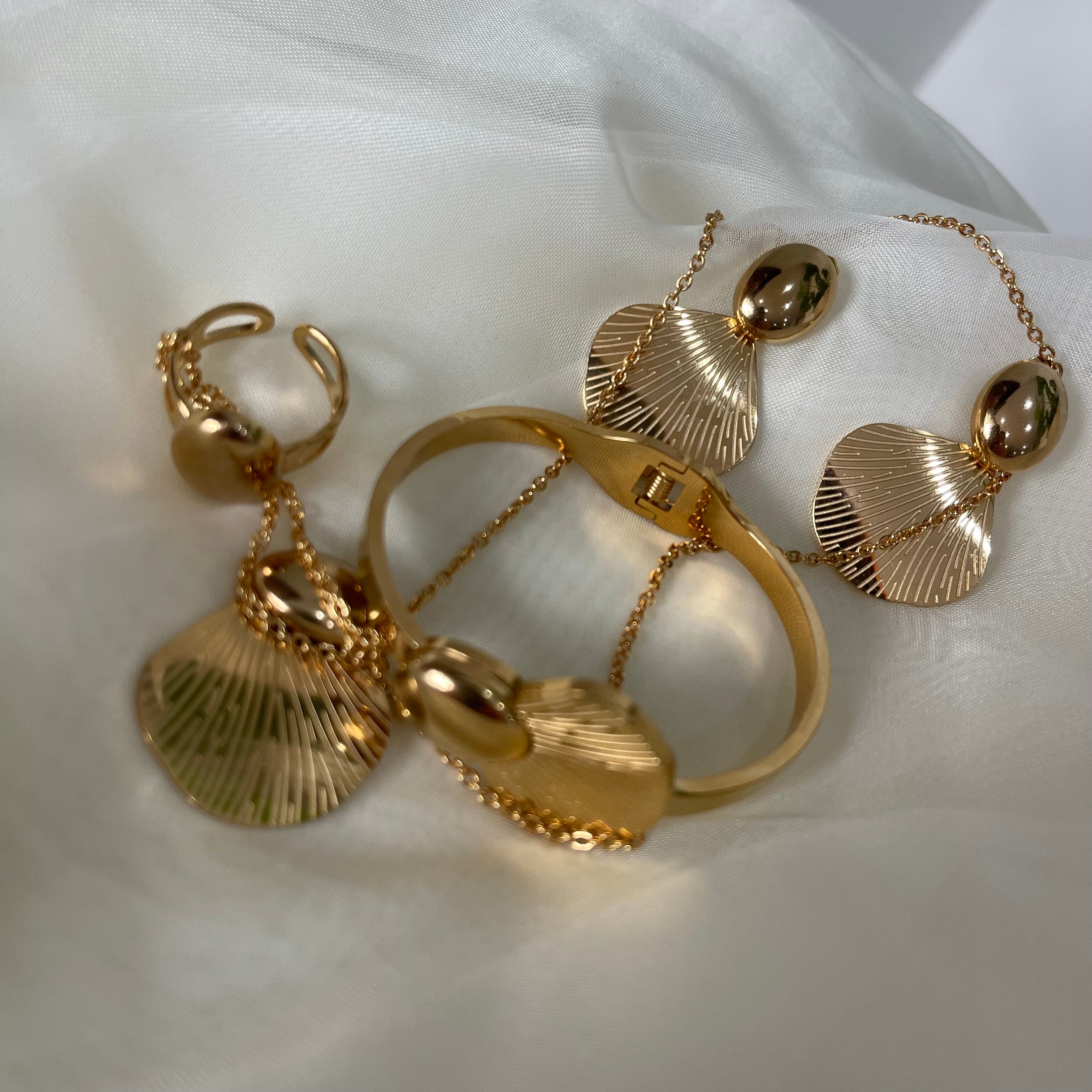 Collar set 5 piezas hojas oro